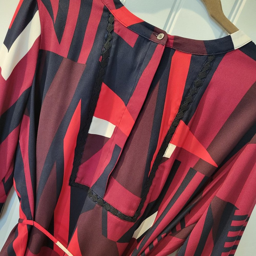 NWT! Ann Taylor LOFT geometric shift dress